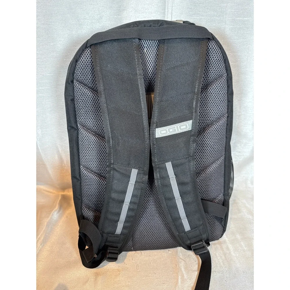Ogio Sikich Black Backpack‎ Laptop Travel School Work Carry On Book Bag